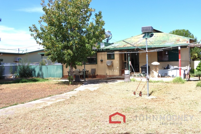 43 O'Connor Street Uranquinty NSW 2652 John Mooney Real Estate Wagga